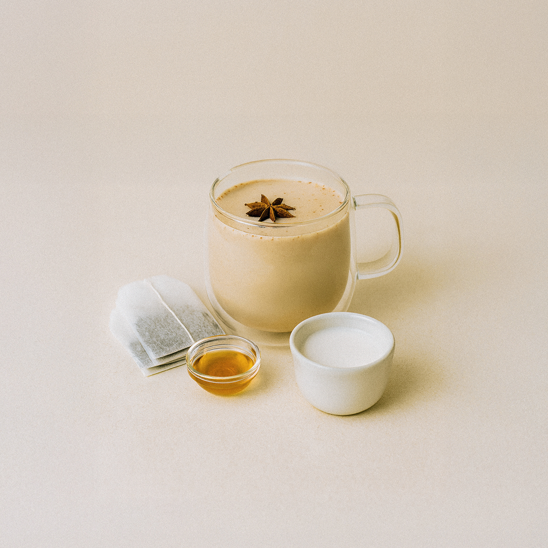 chaï latte maison au collagène marin mcs avec sachets de thé, miel et lait